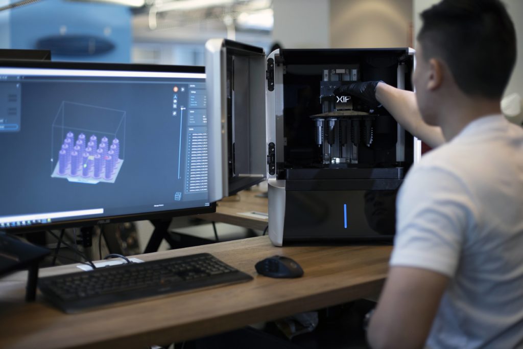 台式树脂3D打印机