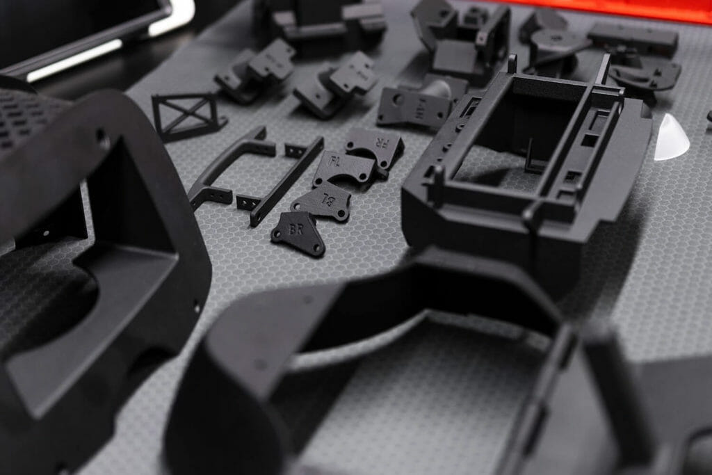 智能无人机采用QLS 820激光烧结3D打印机